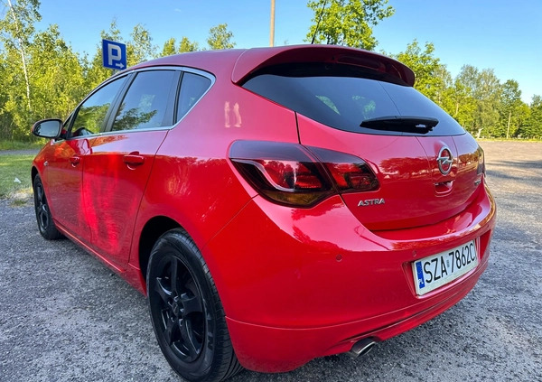 Opel Astra cena 33500 przebieg: 173000, rok produkcji 2011 z Zawiercie małe 352
